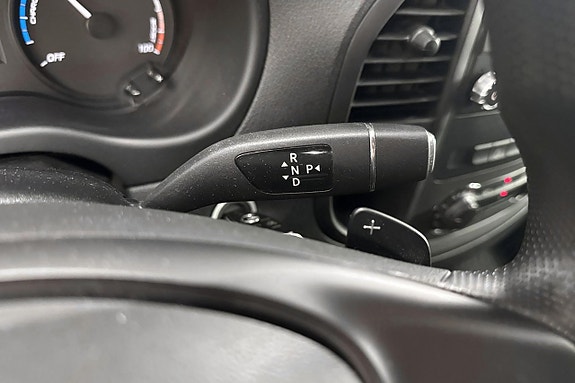 Mercedes-Benz eVito 111 12 of 14