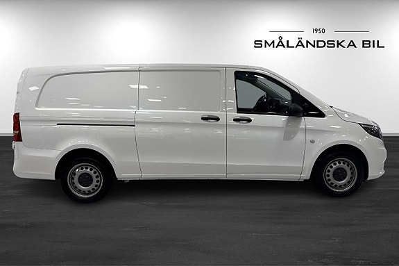 Mercedes-Benz eVito 111 4 of 5