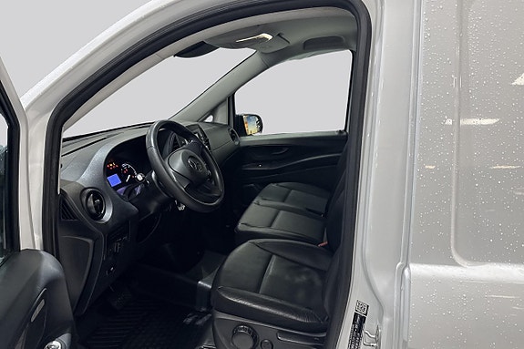 Mercedes-Benz eVito 111 8 of 14