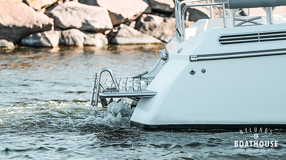 Delta 40 WA | 2x Volvo Penta D6-350 A-B 3 of 5