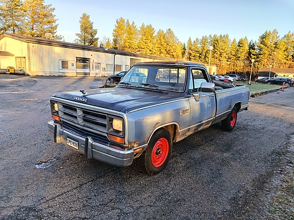 Dodge Ram 250 1988 photo 4