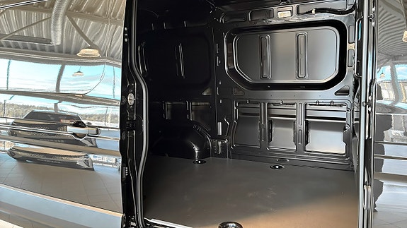 Renault Master 12 of 24