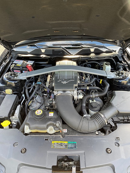 Ford Mustang 5 of 6