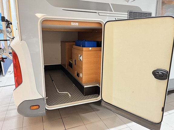 Knaus SPORT TI 650 (Solcell+3 500kg+4 bält+TRUMA) 6 of 17