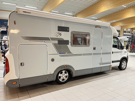 Knaus SPORT TI 650 (Solcell+3 500kg+4 bält+TRUMA) 3 of 17