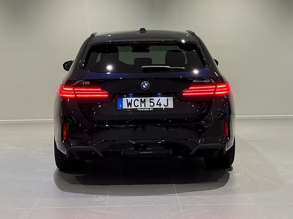 BMW i5 4 of 18