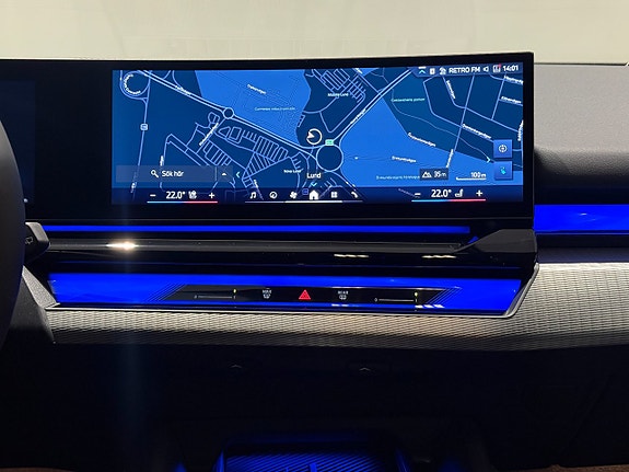 BMW i5 15 of 18