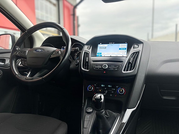 Ford Focus 10 of 25