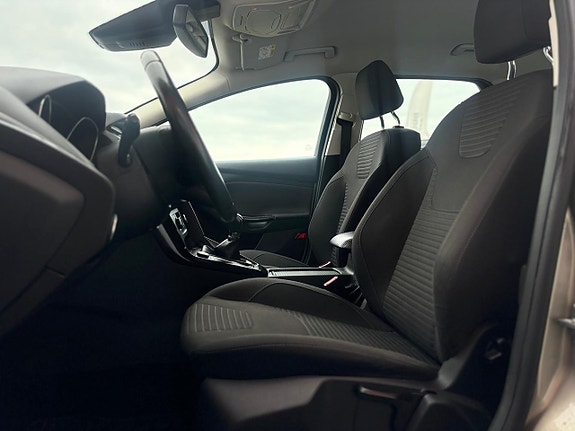 Ford Focus 21 of 25