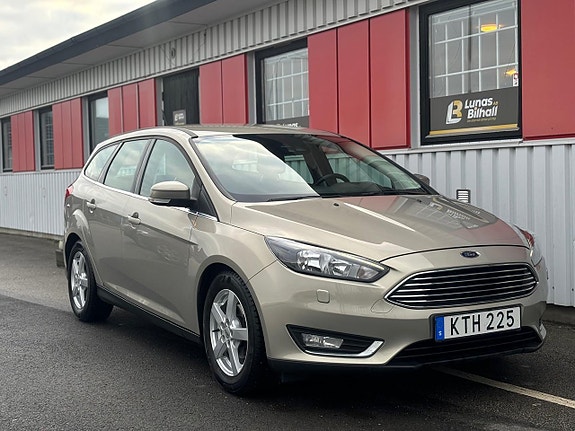 Ford Focus 2 of 25