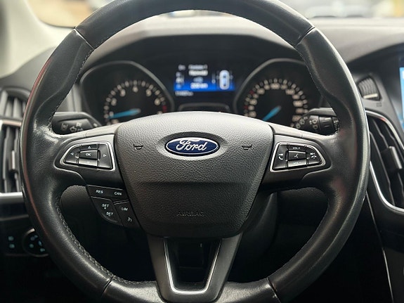 Ford Focus 11 of 25
