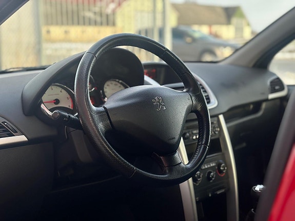Peugeot 207 8 of 20