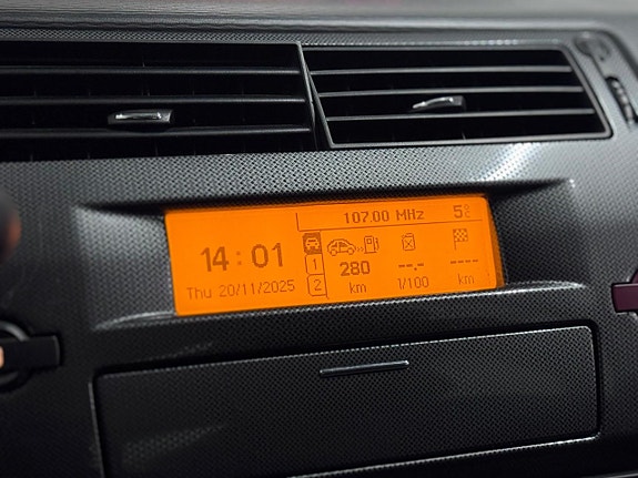 Citroen C4 16 of 19
