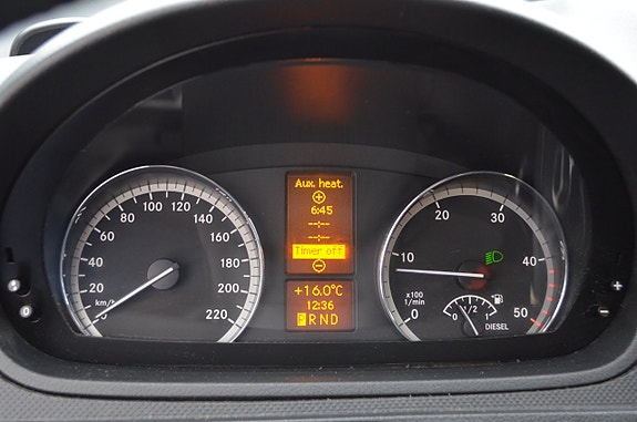Mercedes-Benz Vito 113 7 of 13