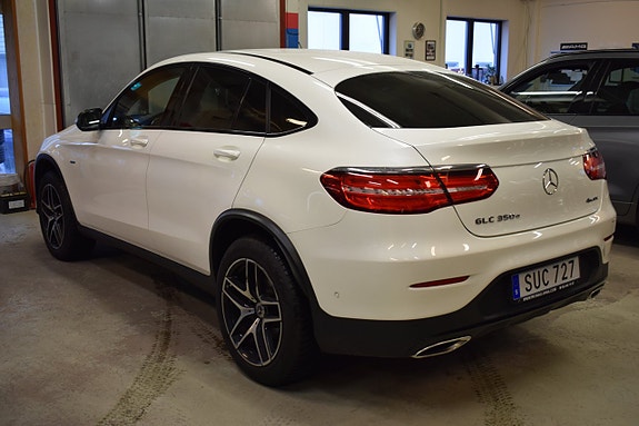 Mercedes-Benz GLC350 e 4 of 5