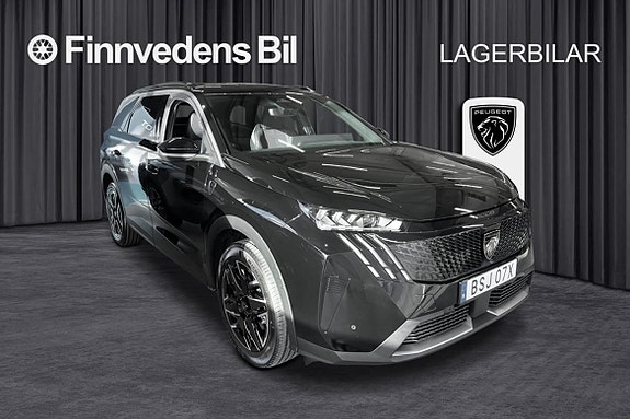 Peugeot 5008 2 of 5