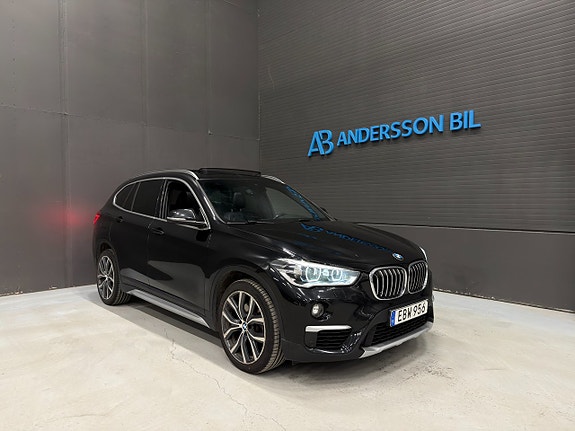 BMW X1 4 of 5