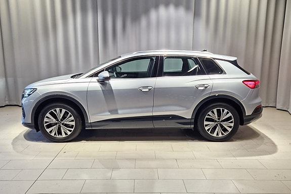 Audi Q4 Sportback e-tron 2 of 5