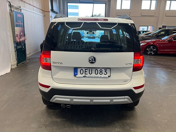 Skoda Yeti Outdoor 7 of 16