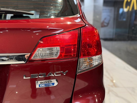 Subaru Legacy 18 of 22
