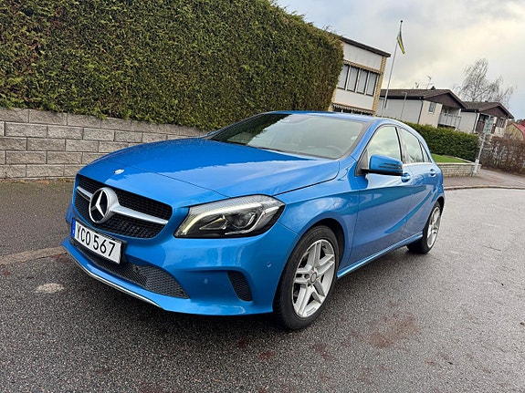 Mercedes-Benz A180 4 of 5