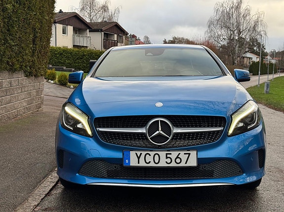 Mercedes-Benz A180 3 of 5