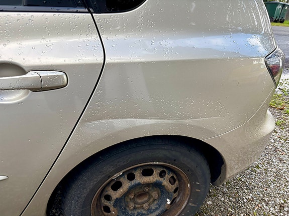 Mazda 3 5 of 7