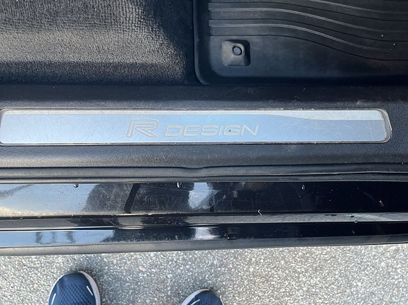 Volvo XC90 17 of 23