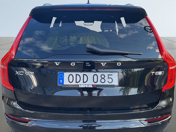 Volvo XC90 12 of 23