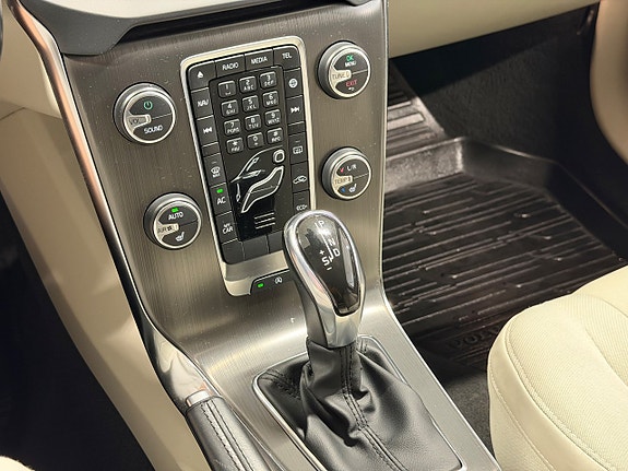 Volvo V40 18 of 18