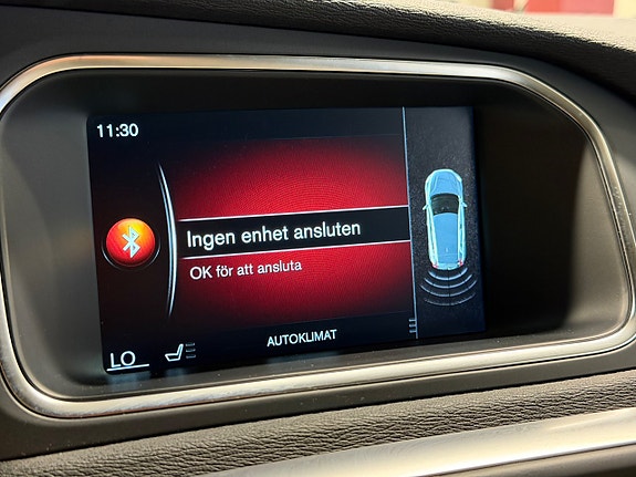 Volvo V40 17 of 18