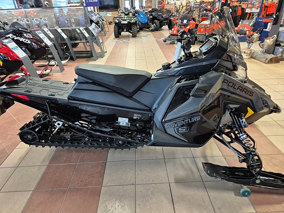 Polaris Indy Adventure S4 137" 3 of 8