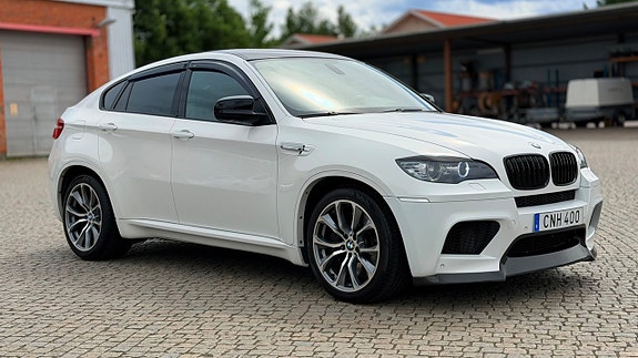BMW X6 M 4 of 5