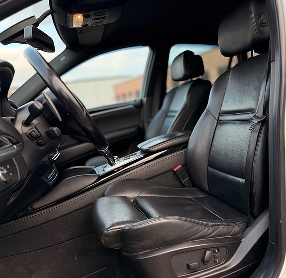 BMW X6 M 13 of 21