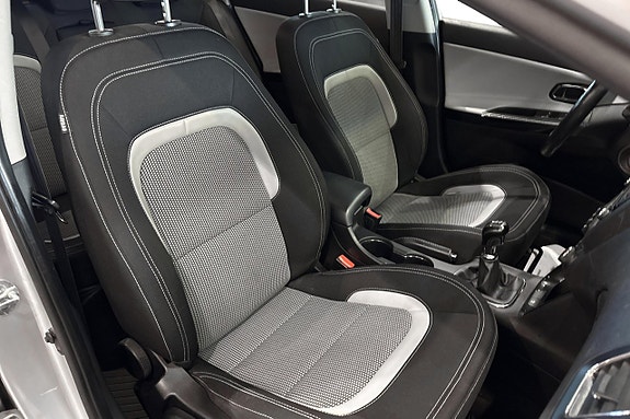 Kia Ceed 9 of 11