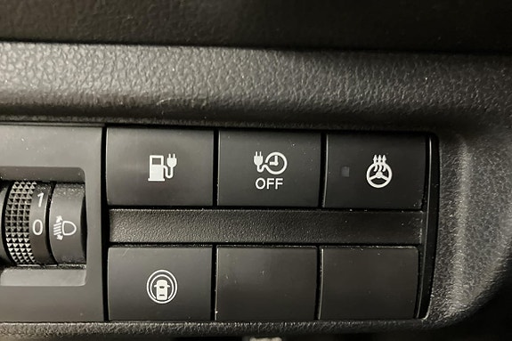 Nissan Leaf 10 of 21