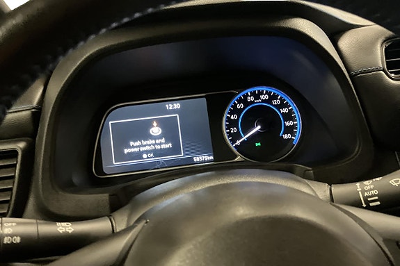 Nissan Leaf 12 of 21