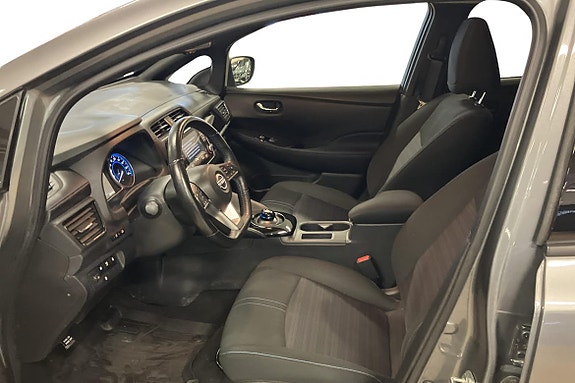 Nissan Leaf 9 of 21