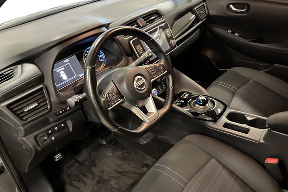 Nissan Leaf 13 of 21