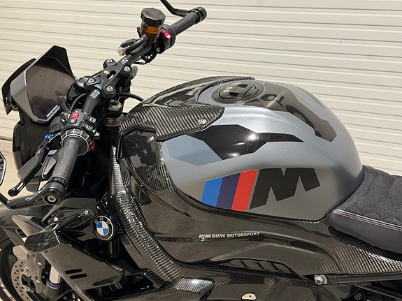 BMW Motorrad M 1000 R Full Carbon Fiber 5 of 5