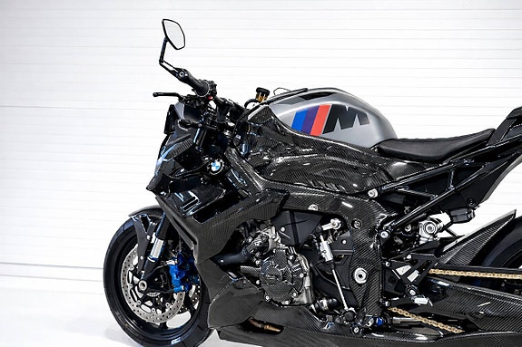 BMW Motorrad M 1000 R Full Carbon Fiber 3 of 5