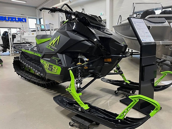 Arctic Cat M 858 Sno Pro 146" 2025 (45 mil, Garmin G8)