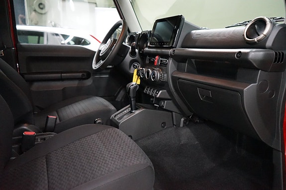 Suzuki Jimny 12 of 23