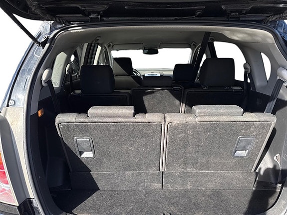 Toyota Corolla Verso 16 of 17