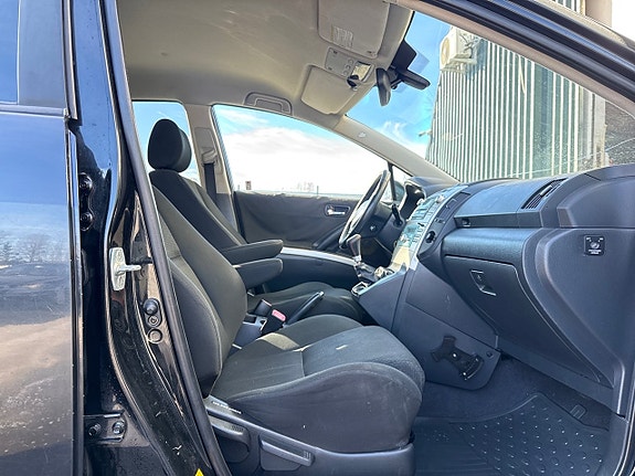 Toyota Corolla Verso 20 of 21