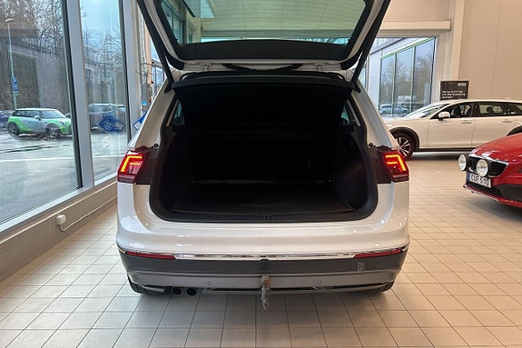 Volkswagen Tiguan 15 of 26