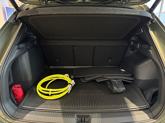 Volkswagen Tiguan 21 of 24