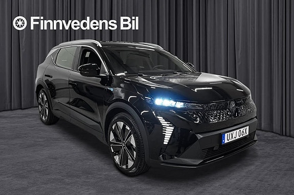 Renault Scenic E-Tech 3 of 5