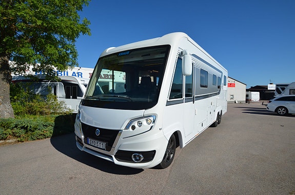 Knaus 900