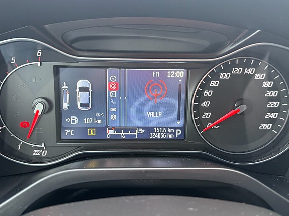 Ford S-MAX 13 of 16